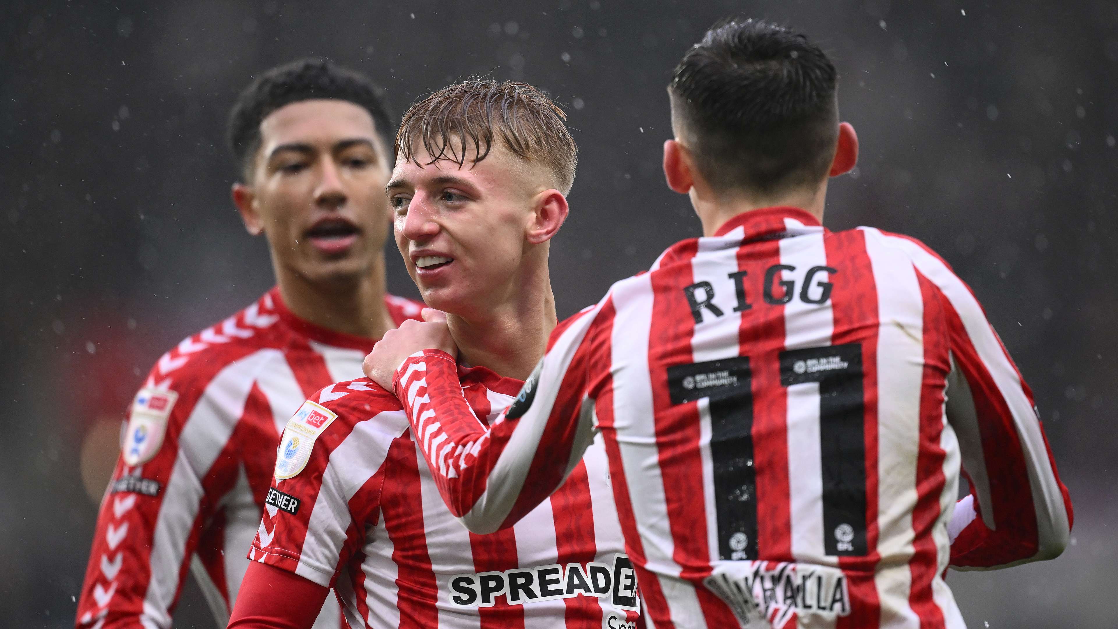 讓球隊在兩 讓球隊在兩