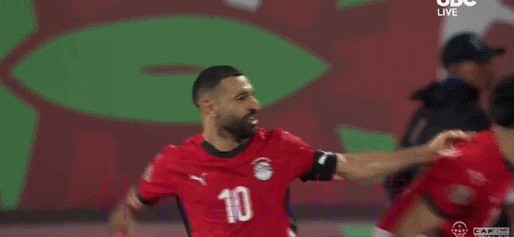 萨拉赫救主：91分钟单挑绝杀！延续11年纪录 万人致敬英雄